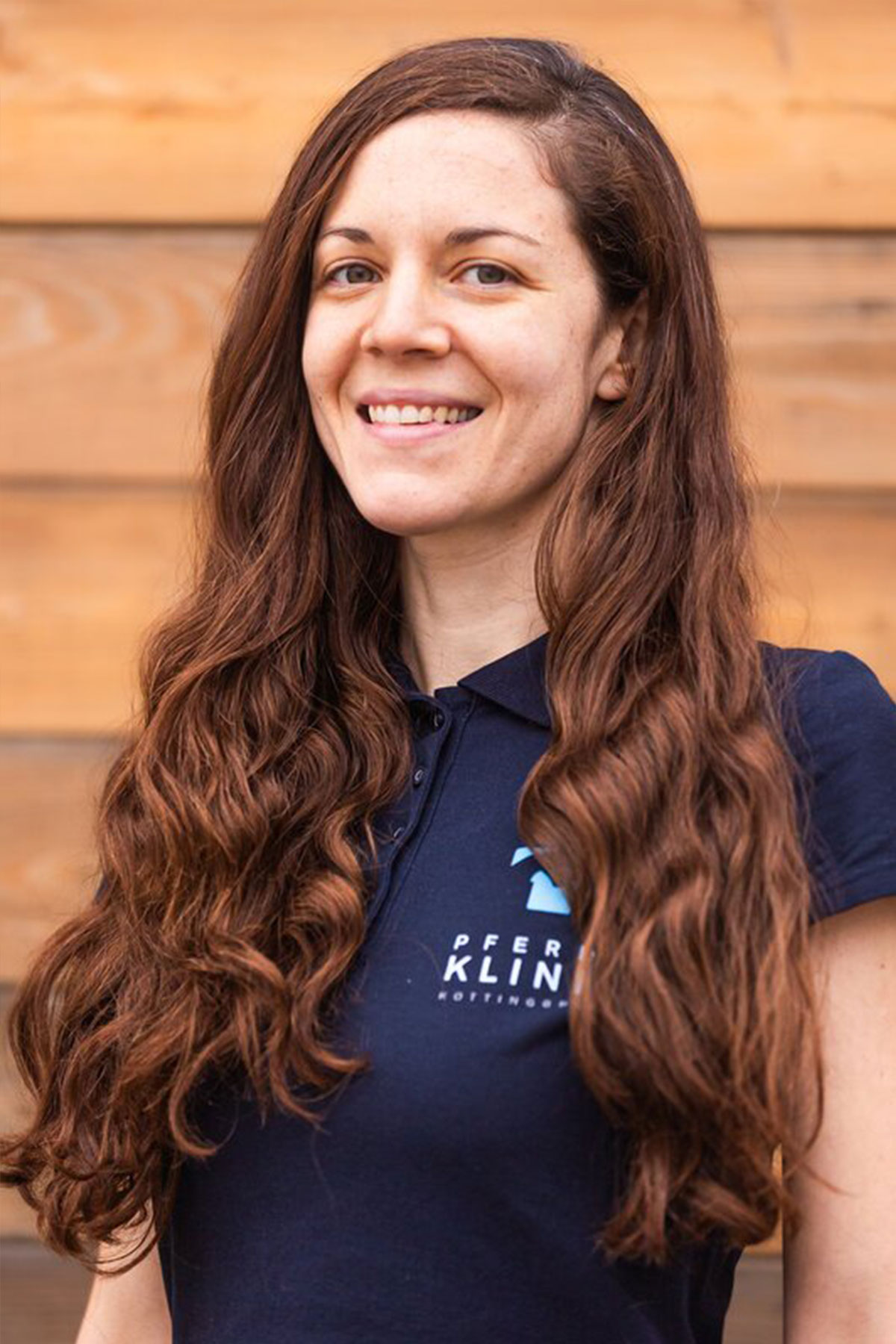 TEAM PFERDEKLINIK 9 Jennifer Wirrer